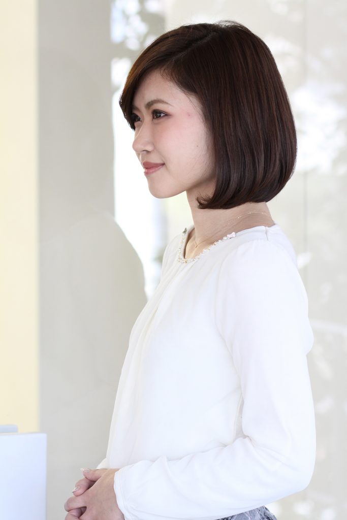 フェミニンボブ