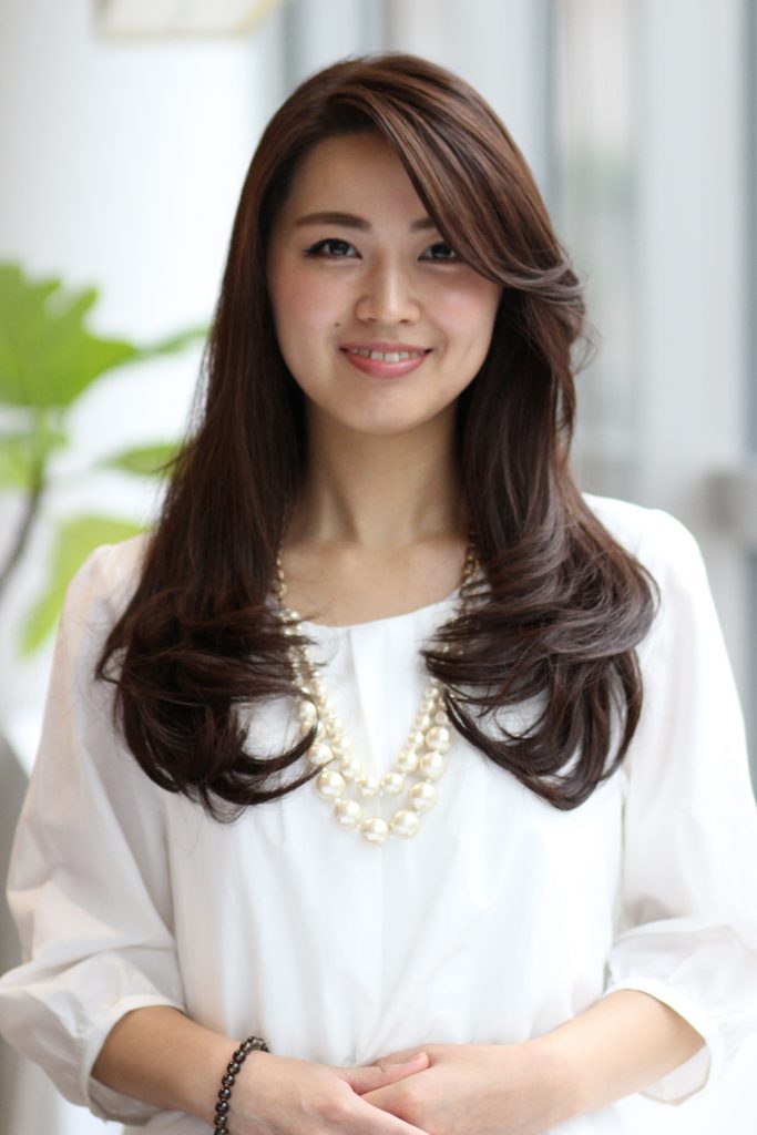 大人フェミニン