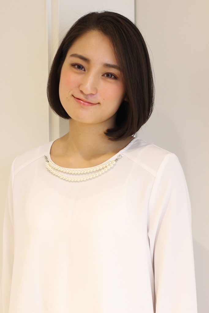 シンプルつやボブ