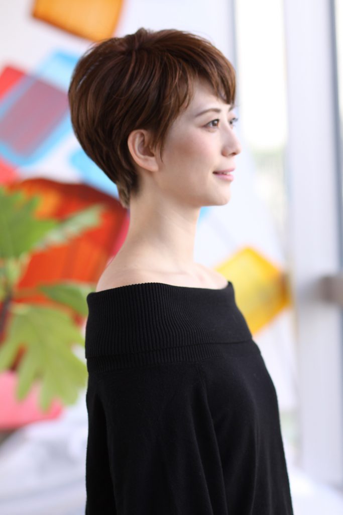 耳かけシンプルショート