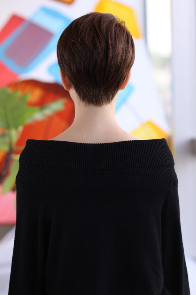 耳かけシンプルショート