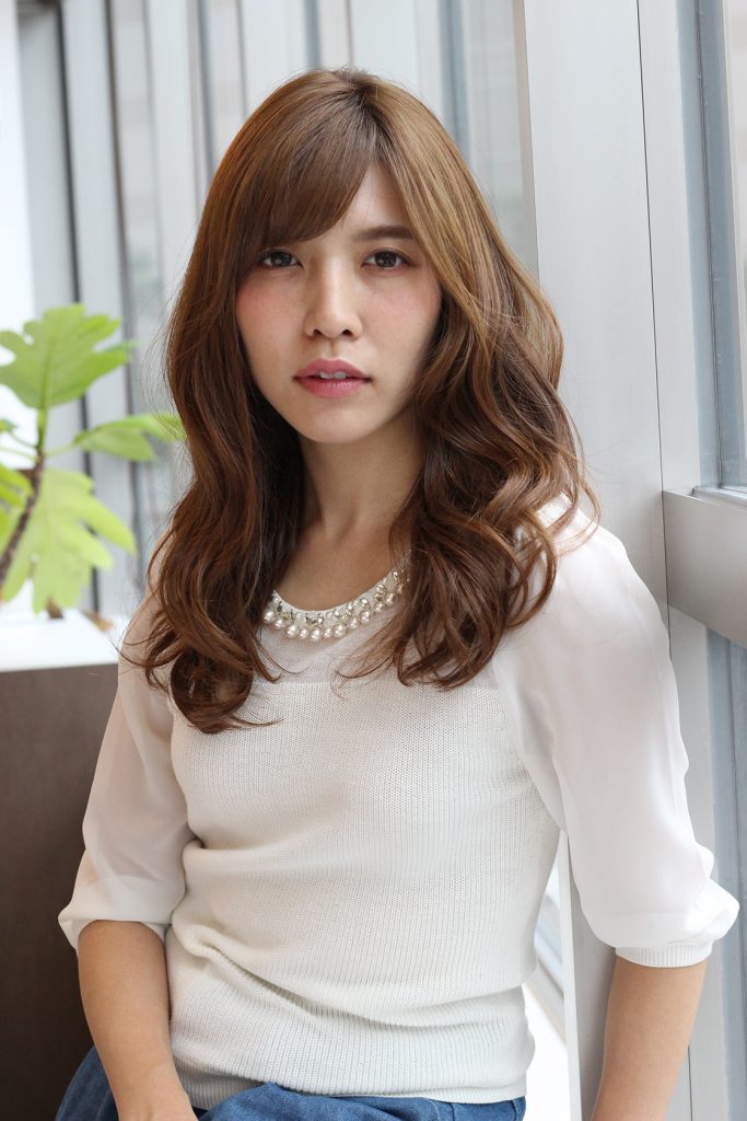 かわいいフェミニンロング