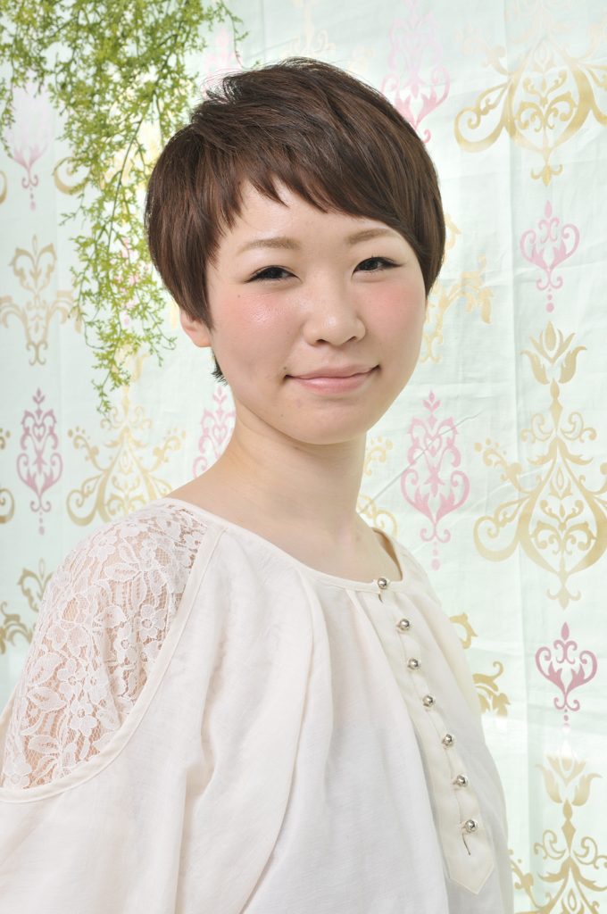 カジュアルショート