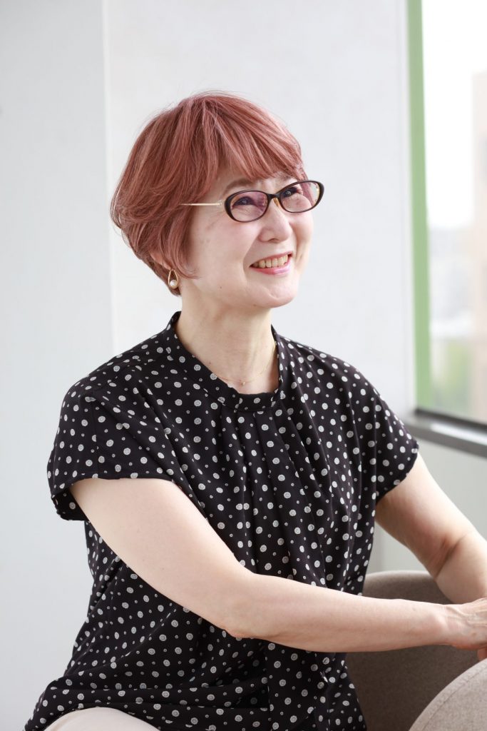 白髪ぼかしカラースタイル