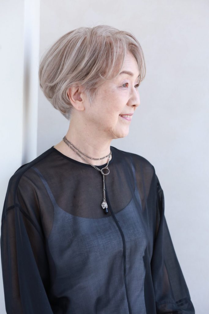 グレージュショート