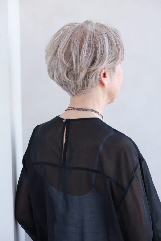 グレージュショート