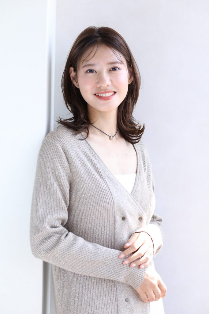 大人くびれミディ