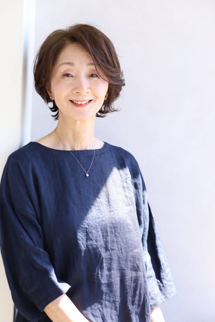 外ハネショート