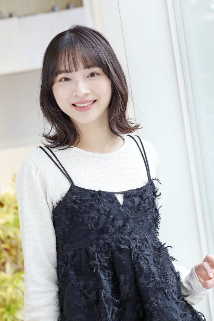 ふんわりくびれミディ