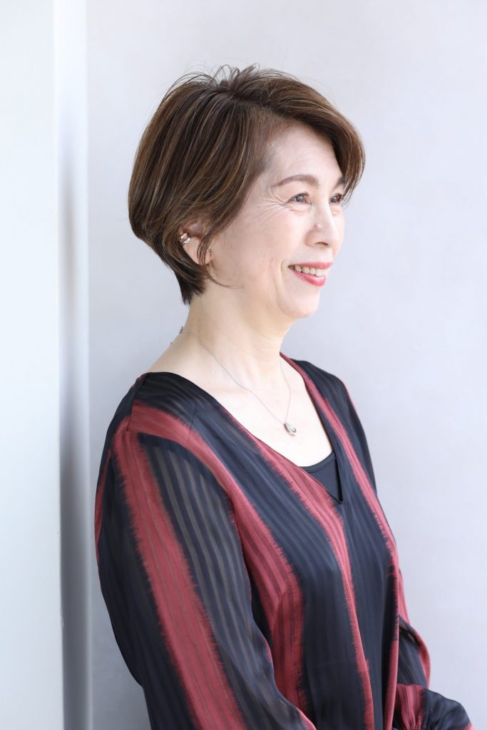 ひし形ショートボブ