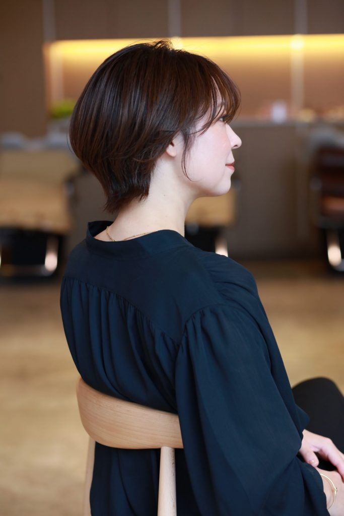 外ハネショート