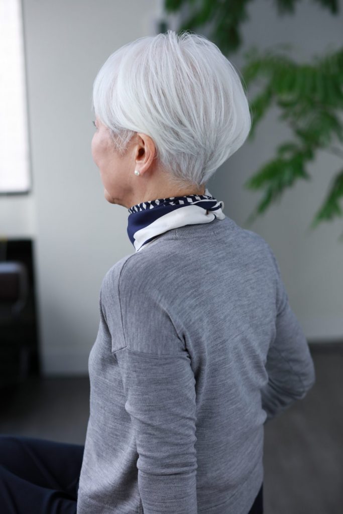 アシンメトリーショート