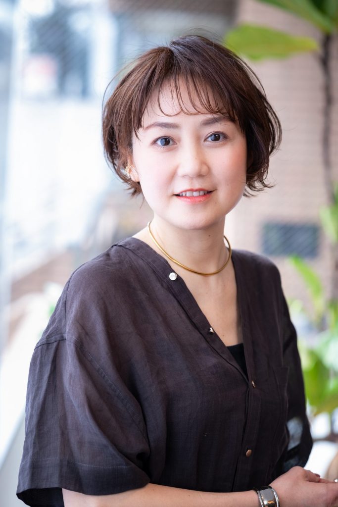 大人シースルーショート