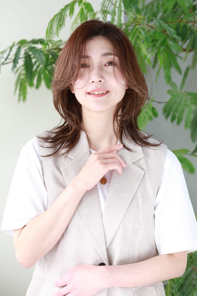 シースルーミディアムウルフ