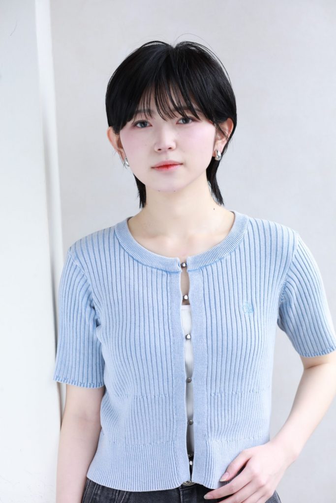 くびれレイヤーショート