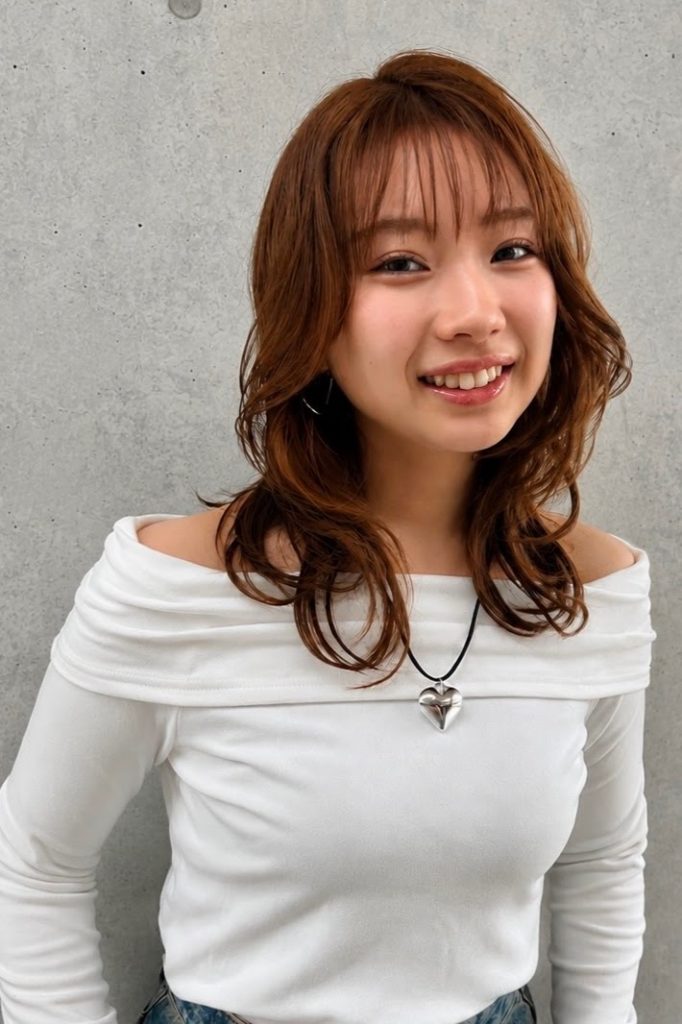 大人可愛いくびれミディ
